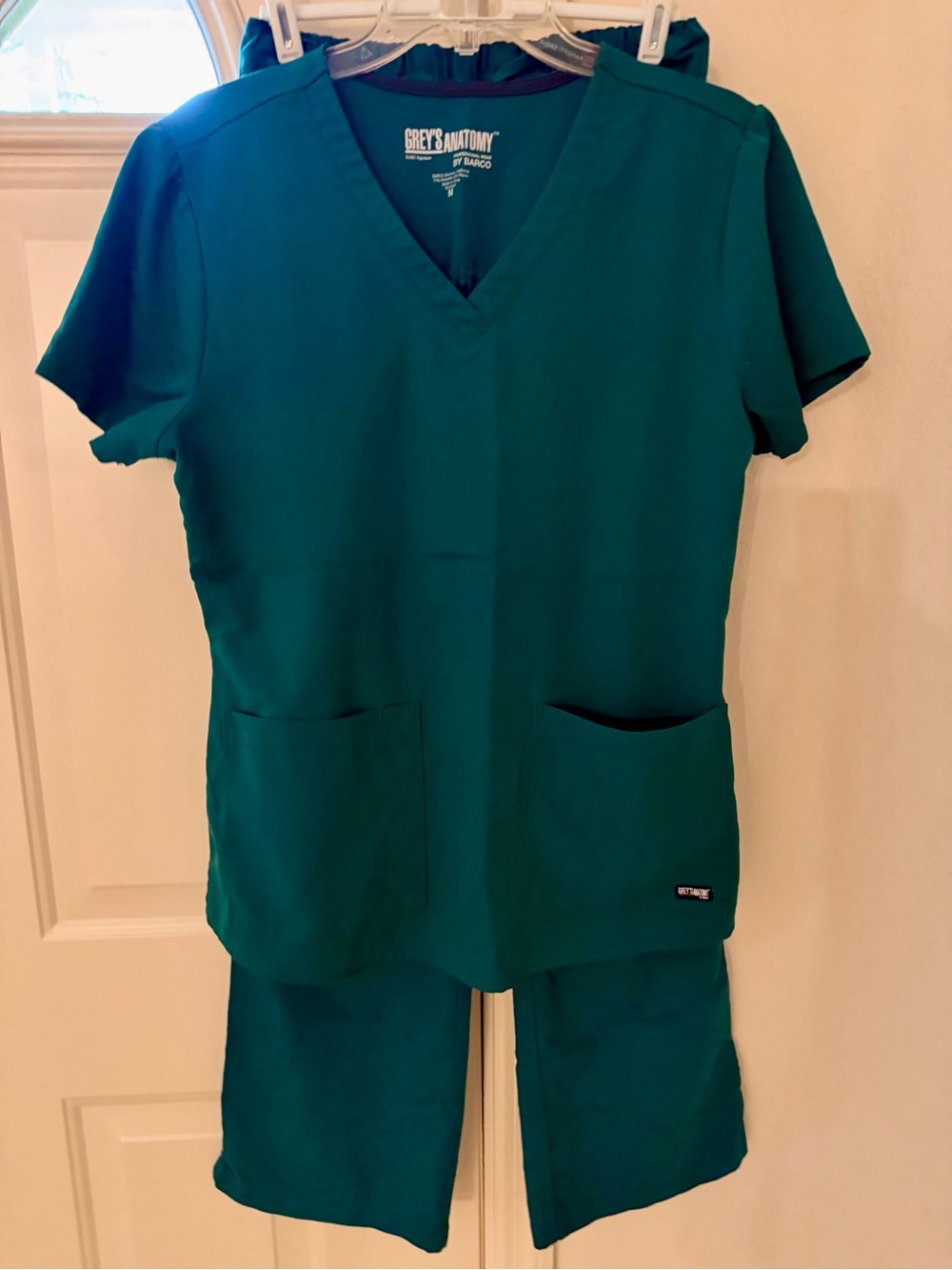 Hunter Green Grey’s Anatomy Medium Scrub Set